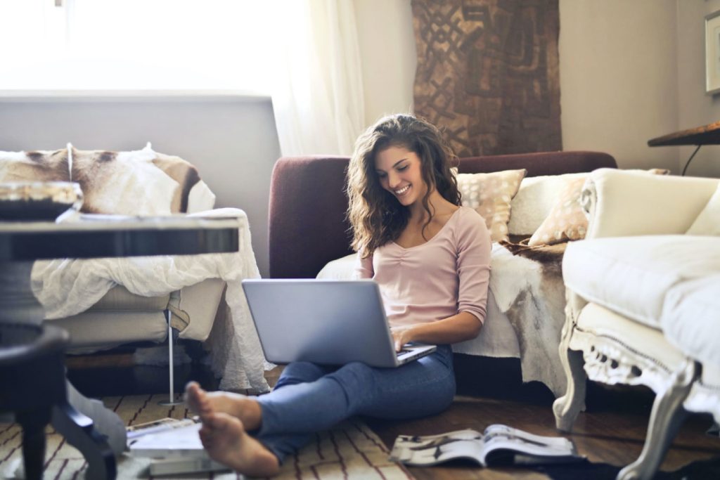 cómo ganar dinero desde casa